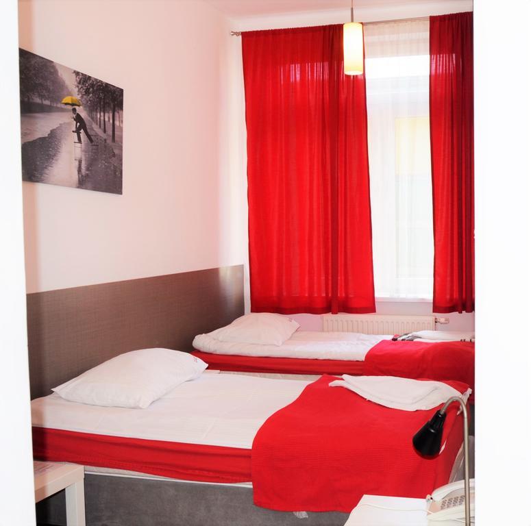 Hotel Кельце Екстер'єр фото